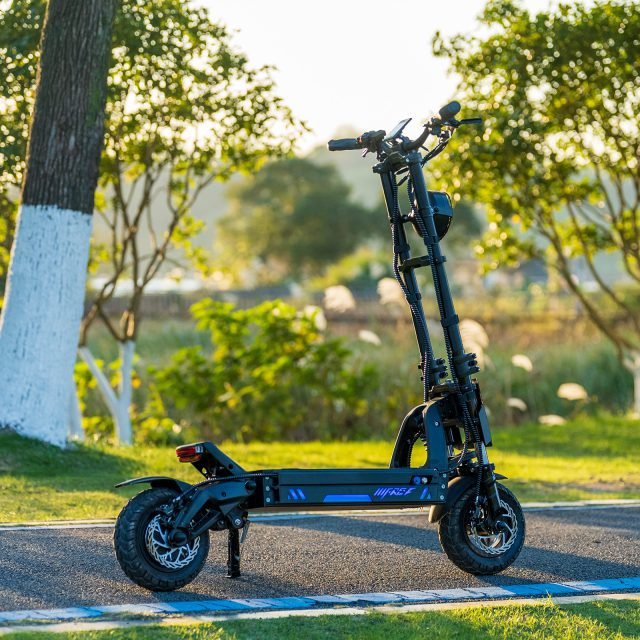 GSPACE Mars 11 ECO electric scooter with 50mph speed, 62-mile range, 2000W motor, hydraulic brakes, and foldable design