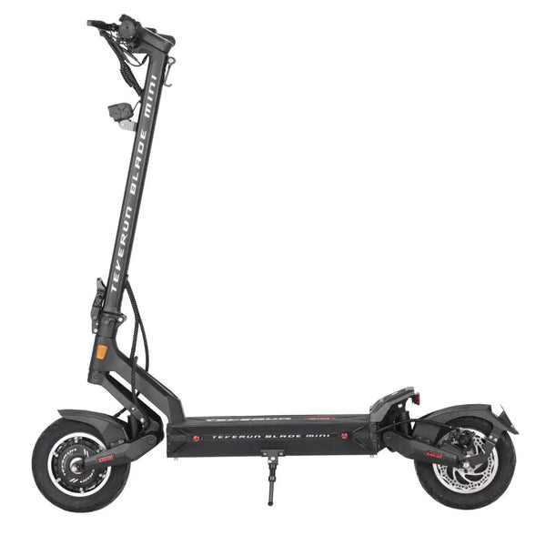 Teverun Blade Mini Pro electric scooter studio view