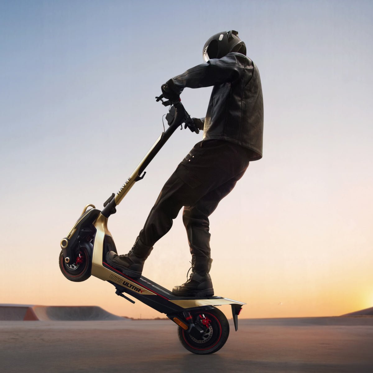 NAVEE UT5 Ultra X | 43.5 MPH Electric SuperScooter - view 7