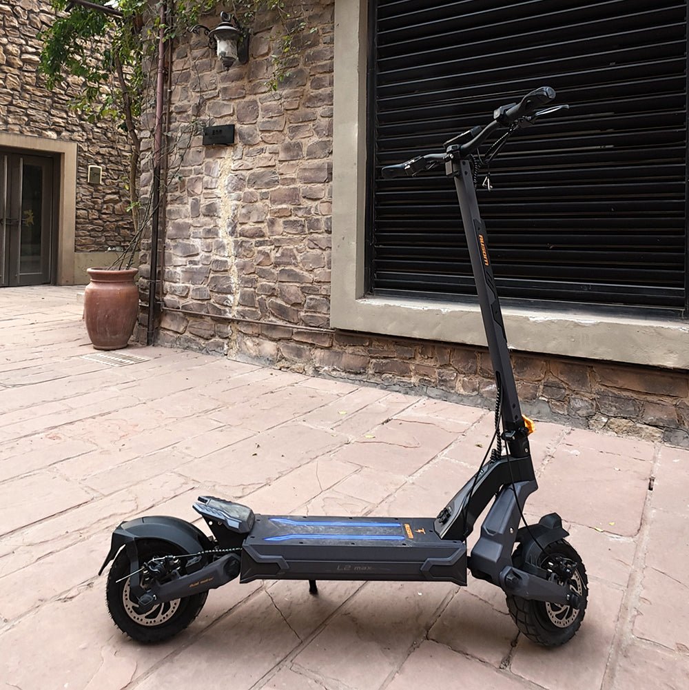 Ausom L2 Max Dual Motor E-Scooter - view 2