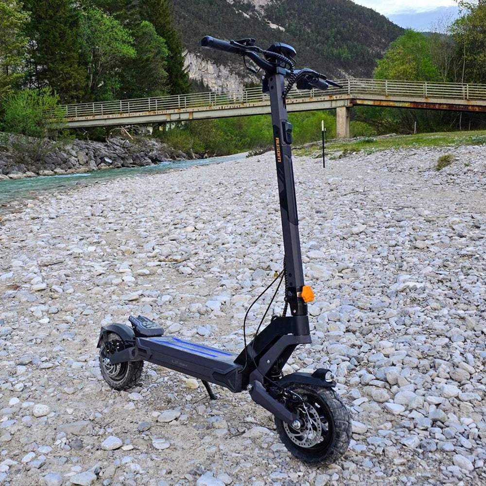 Ausom L2 Max Electric Scooter - view 2