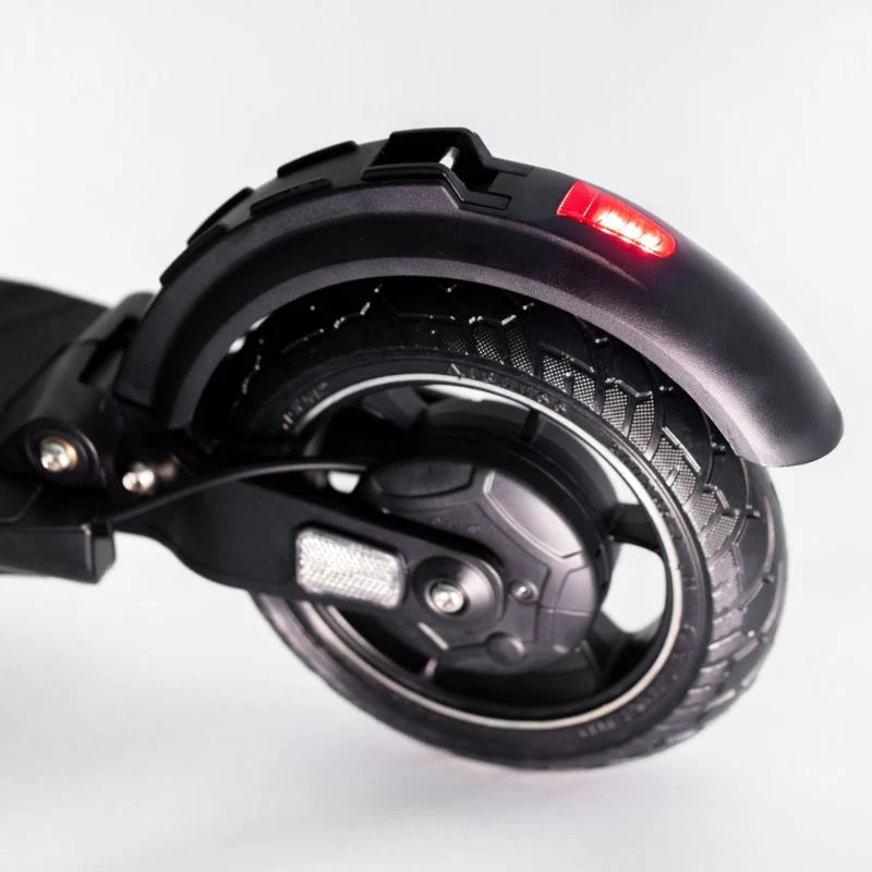 Motor: 500W rated, 700W peak