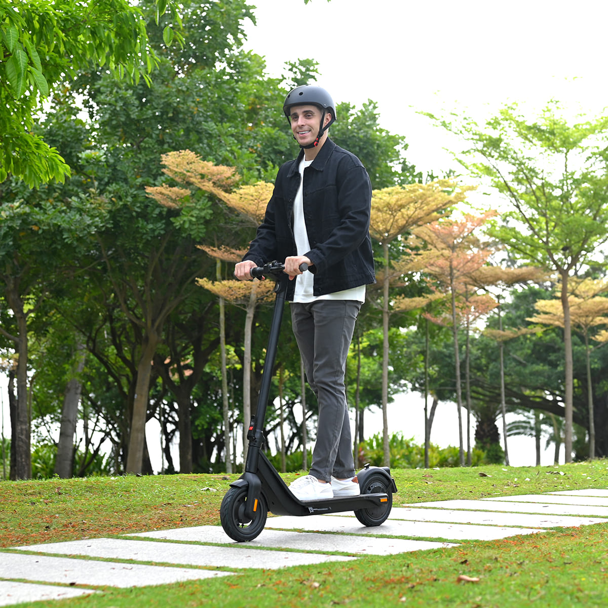 INMOTION Air Electric Scooter, photo 2