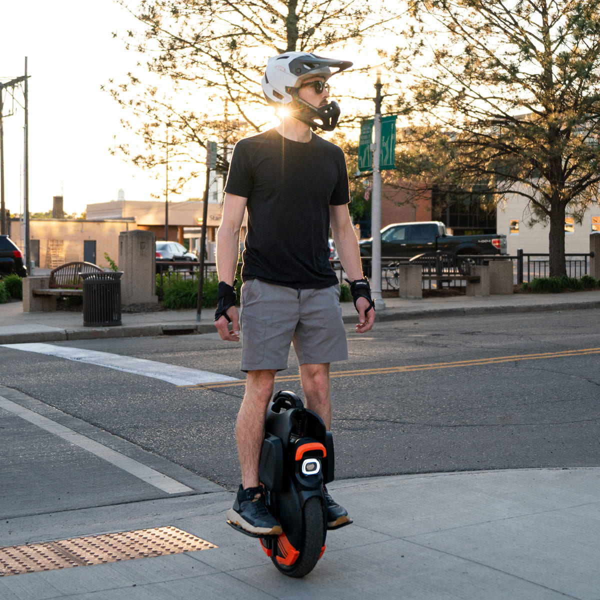INMOTION V11Y Electric Unicycle, photo 3