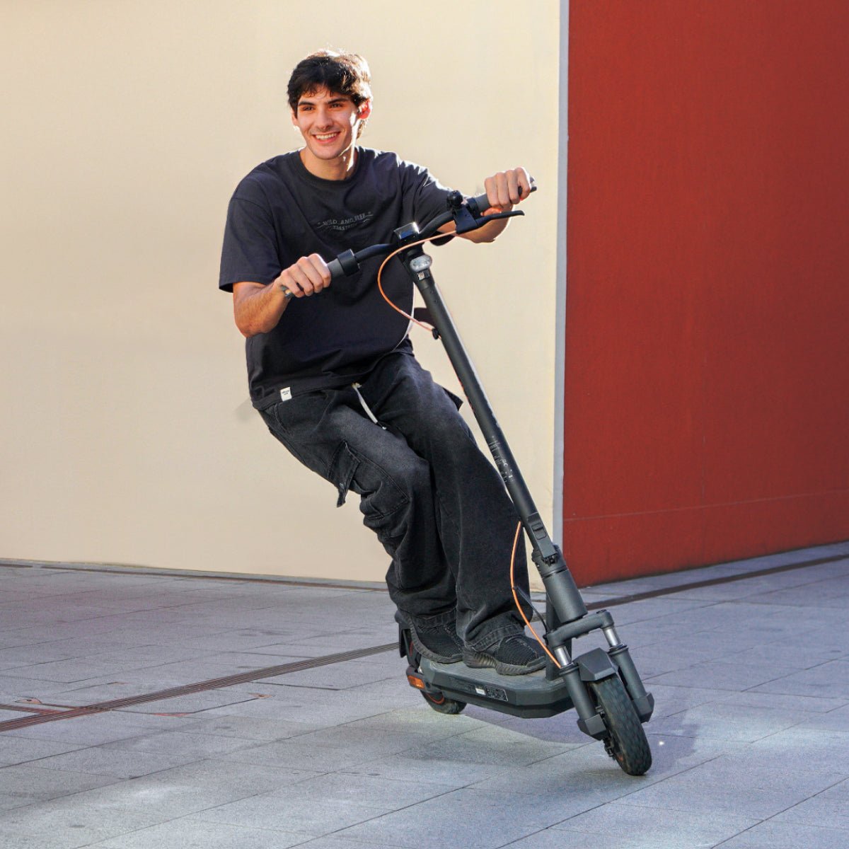 NAVEE GT3 Pro | High-Torque Commuter Scooter - view 8