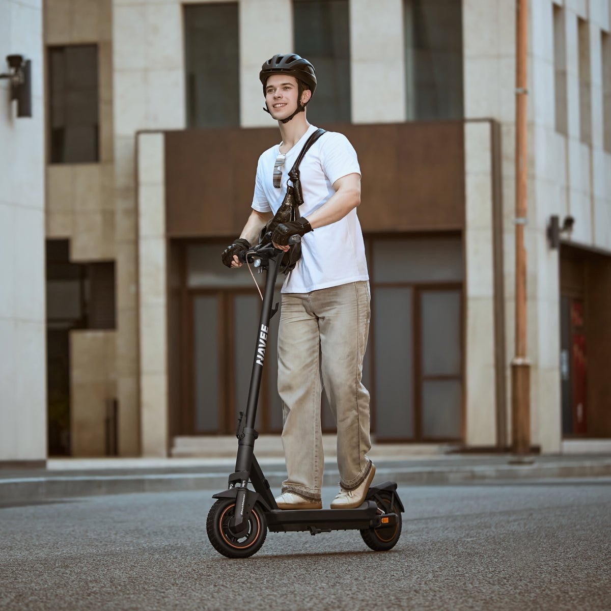 NAVEE GT3 Pro | High-Torque Commuter Scooter - view 6