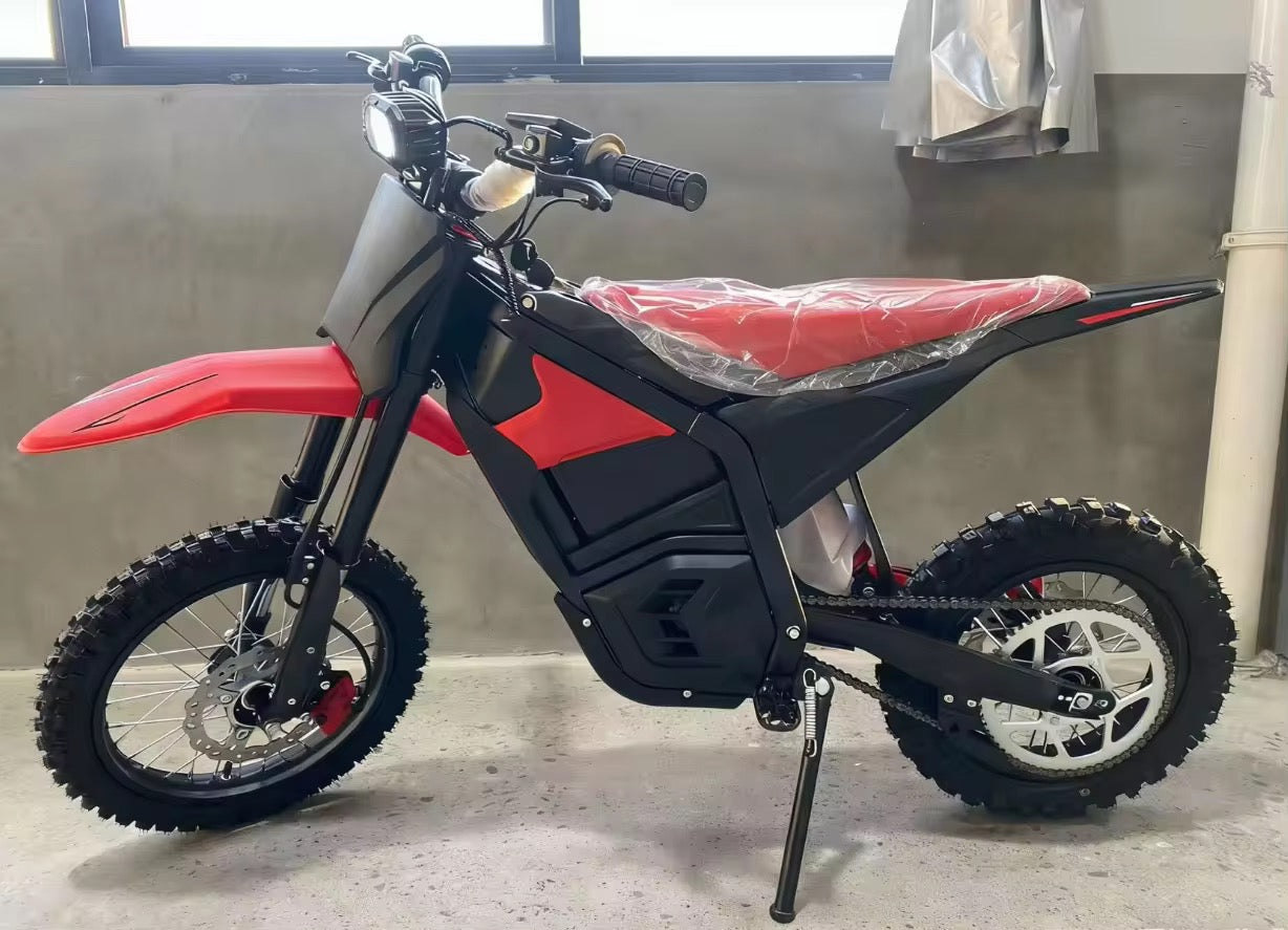 Motocicleta de cross eléctrica MX30 SE de Wilson