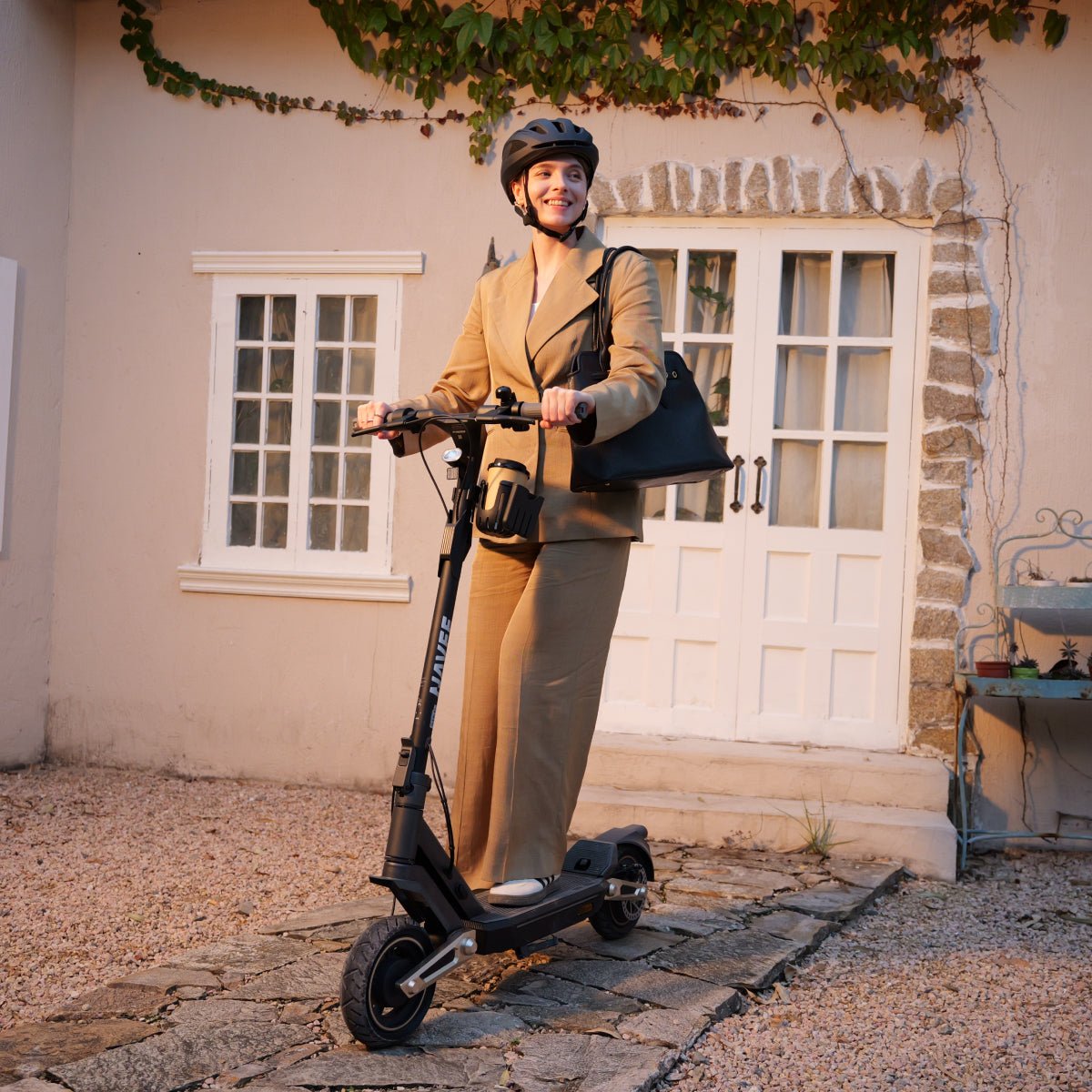 NAVEE ST3 | Smooth City Electric Scooter - view 6