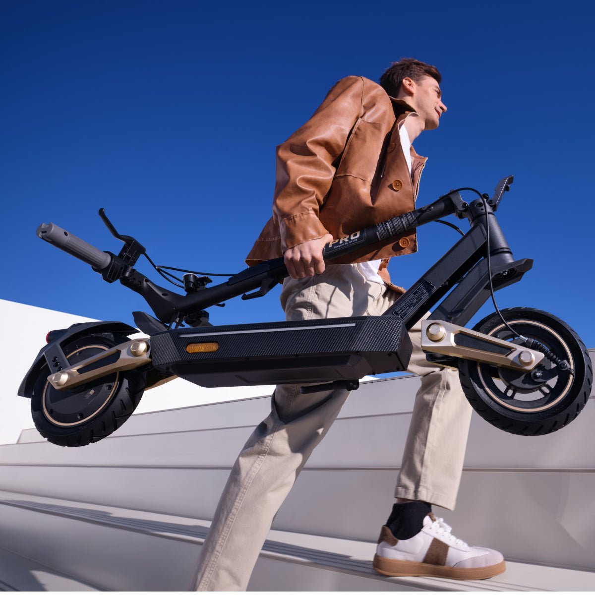 NAVEE ST3 Pro | Ultra-Comfort City Electric Scooter - view 8