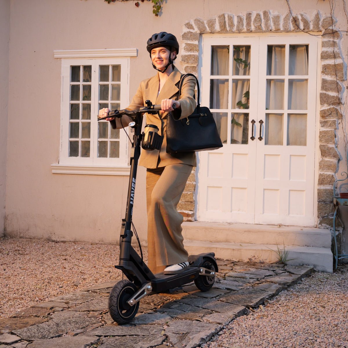 NAVEE ST3 | Smooth City Electric Scooter - view 7