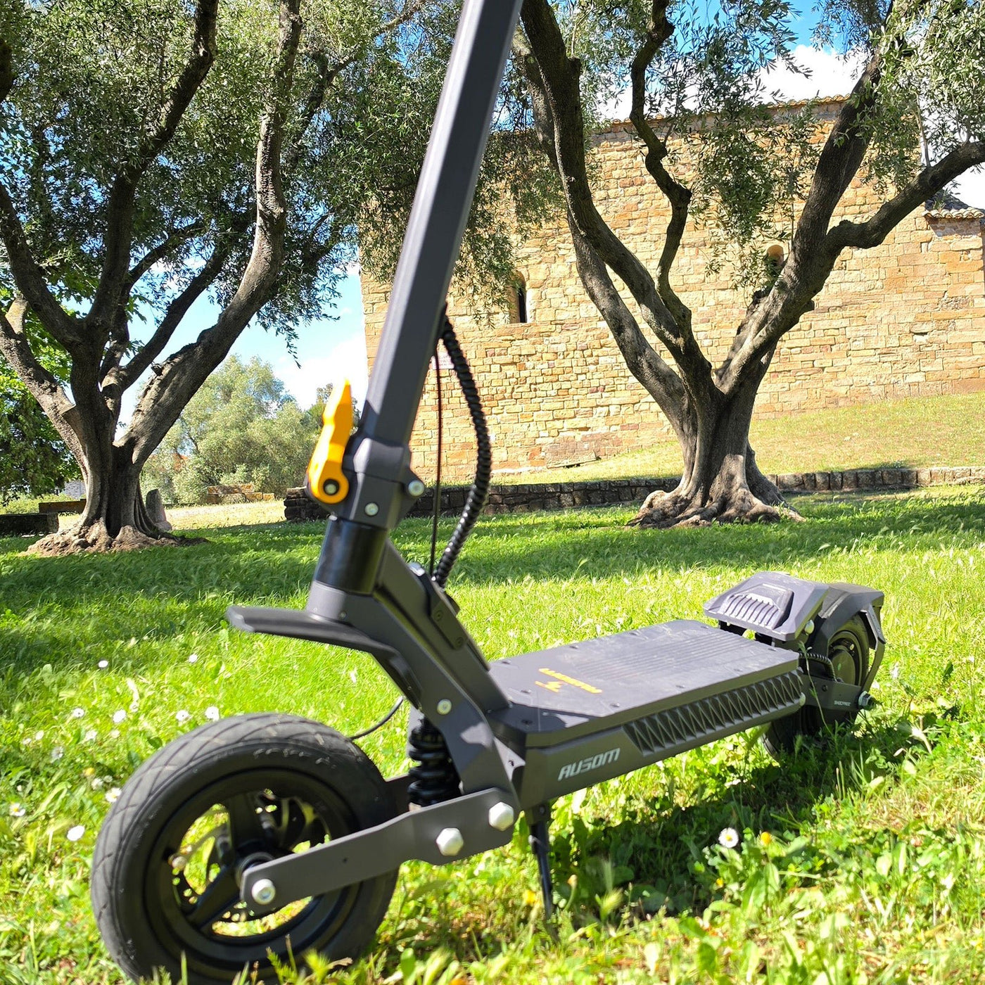 Ausom Gosoul 2 Electric Scooter - view 3