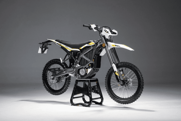 2025 Surron Ultra Bee electric dirt bike with 12.5 kW motor, 56 mph speed, and 87-mile range on aluminum frame